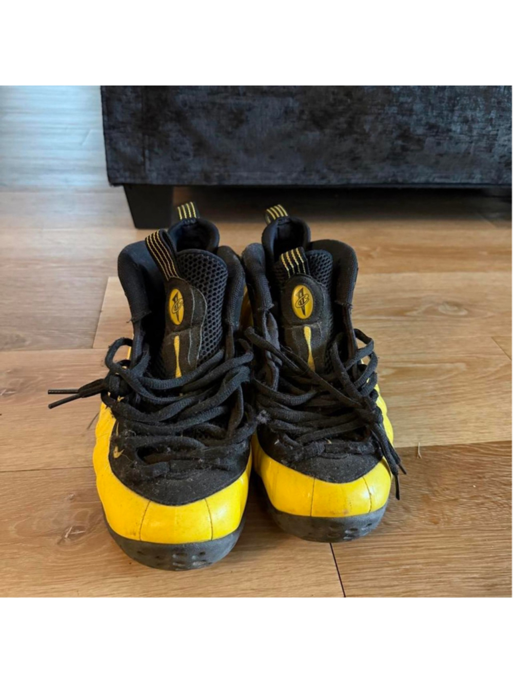 Nike Air Foamposite Pro sneakers in black and yellow #foamposite #basketball siz